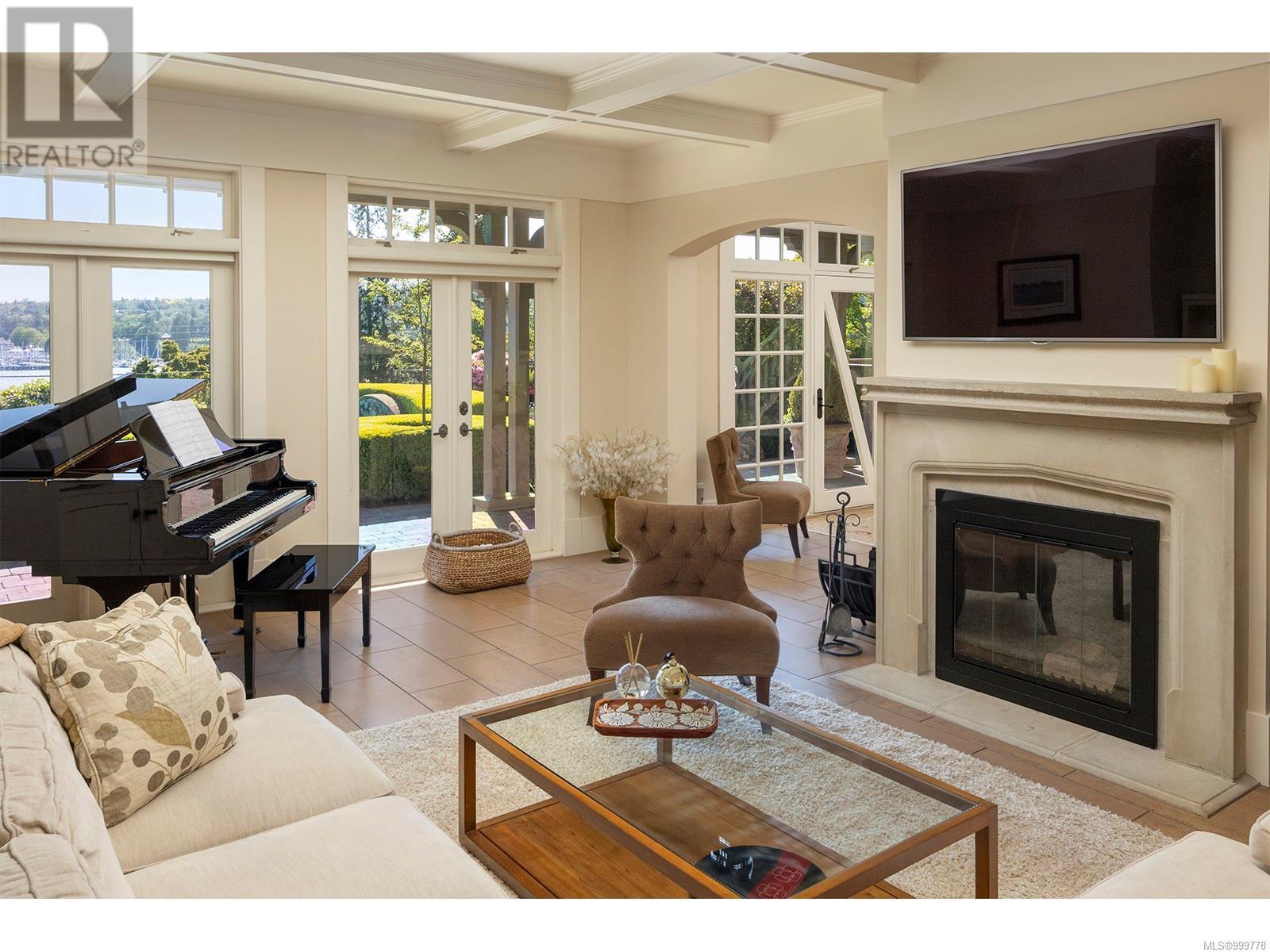 Property at 2766 Sea View Rd image 4