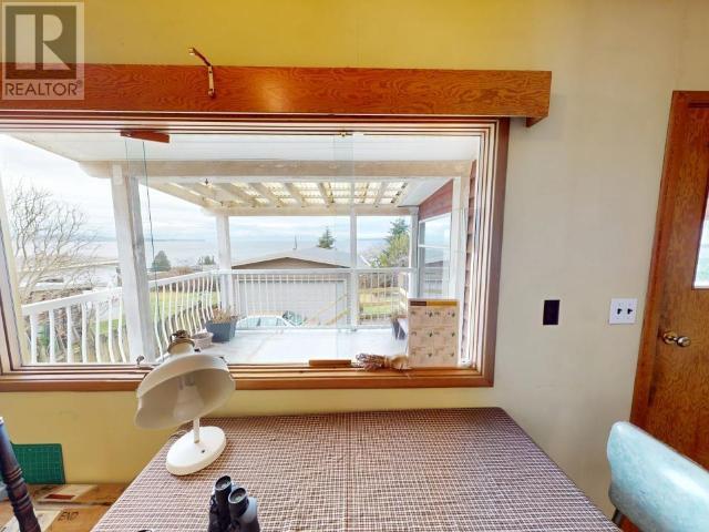 4579 Harvie Ave, Powell River, British Columbia   - Photo 18 - 18719