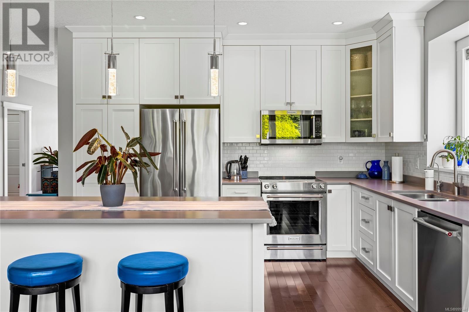Property at 1740 Admiral Tryon Blvd image 3