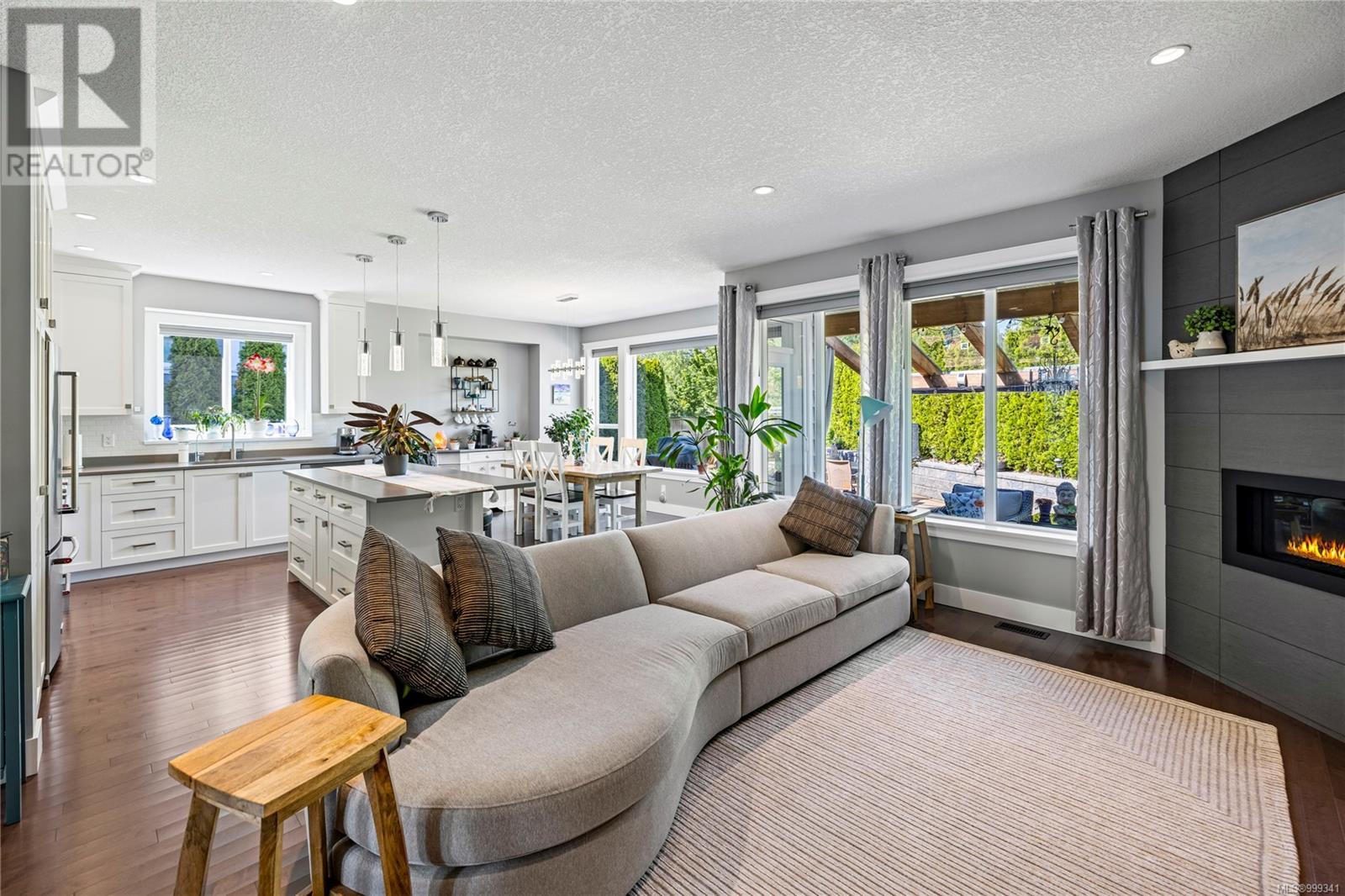 Property at 1740 Admiral Tryon Blvd image 5