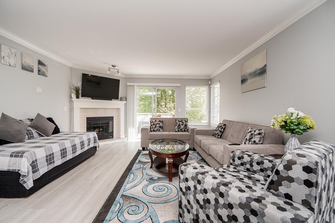 213 16031 82 Avenue, Surrey, British Columbia  V4N 0N4 - Photo 4 - R3008555