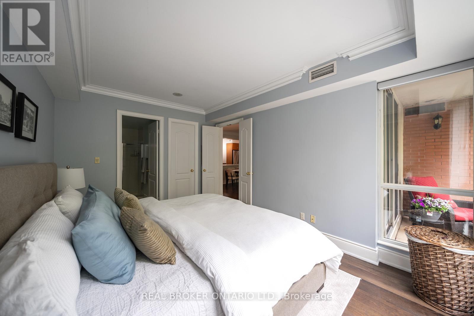 116 - 28 William Carson Crescent, Toronto, Ontario  M2P 2H1 - Photo 19 - C12179990