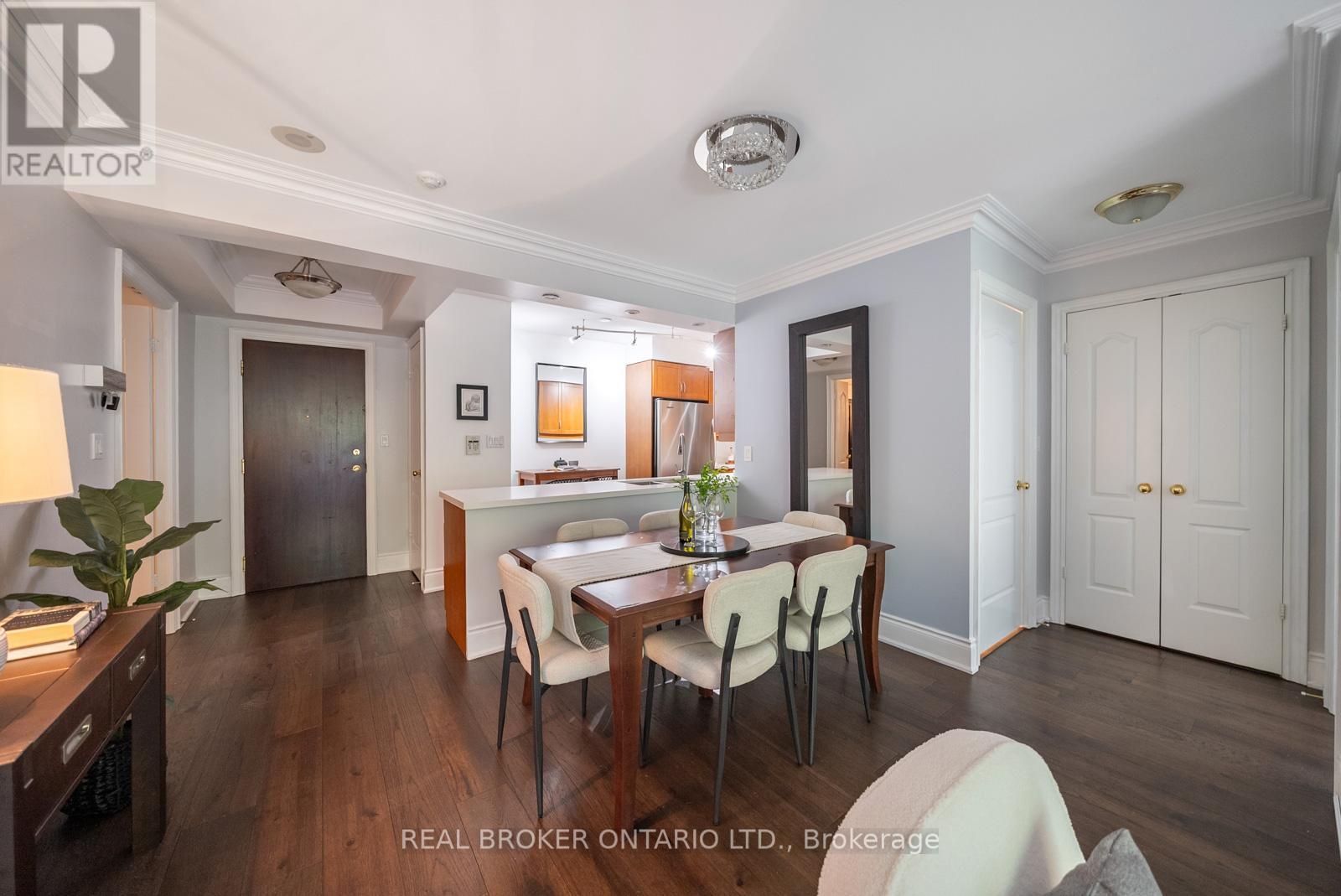 116 - 28 William Carson Crescent, Toronto, Ontario  M2P 2H1 - Photo 2 - C12179990
