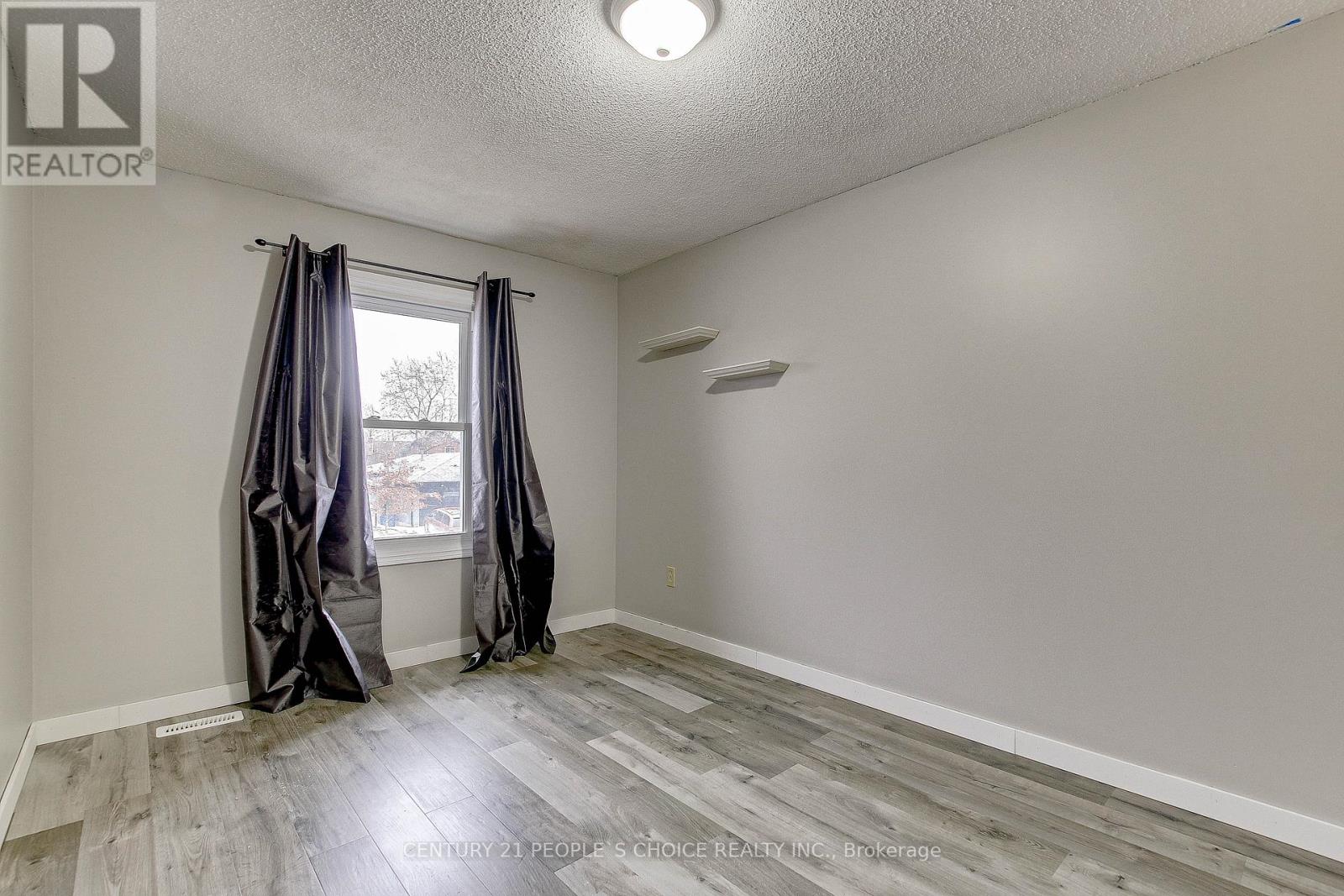 Photo 18 of 24 for 1526 Jalna Boulevard