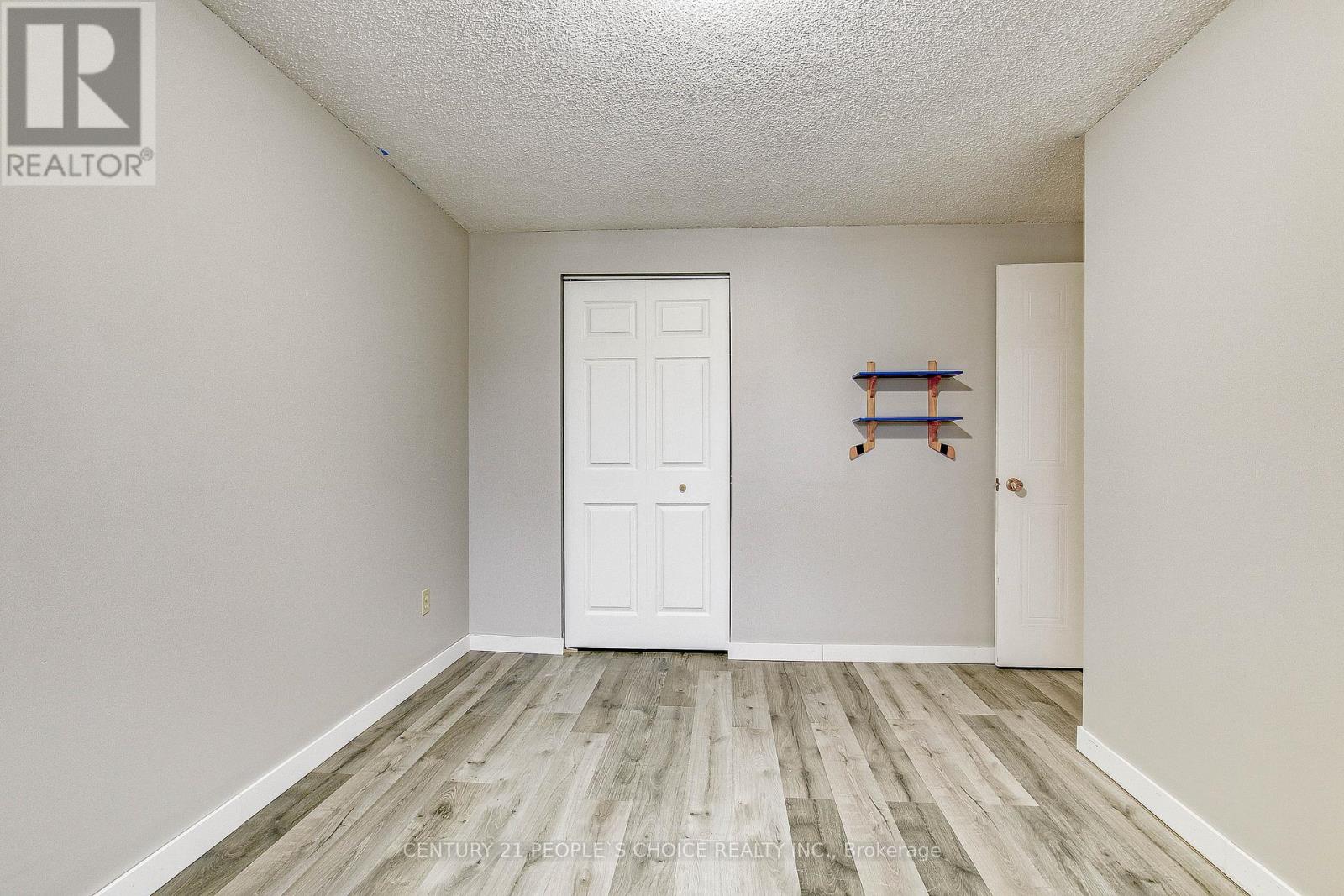 Photo 20 of 24 for 1526 Jalna Boulevard