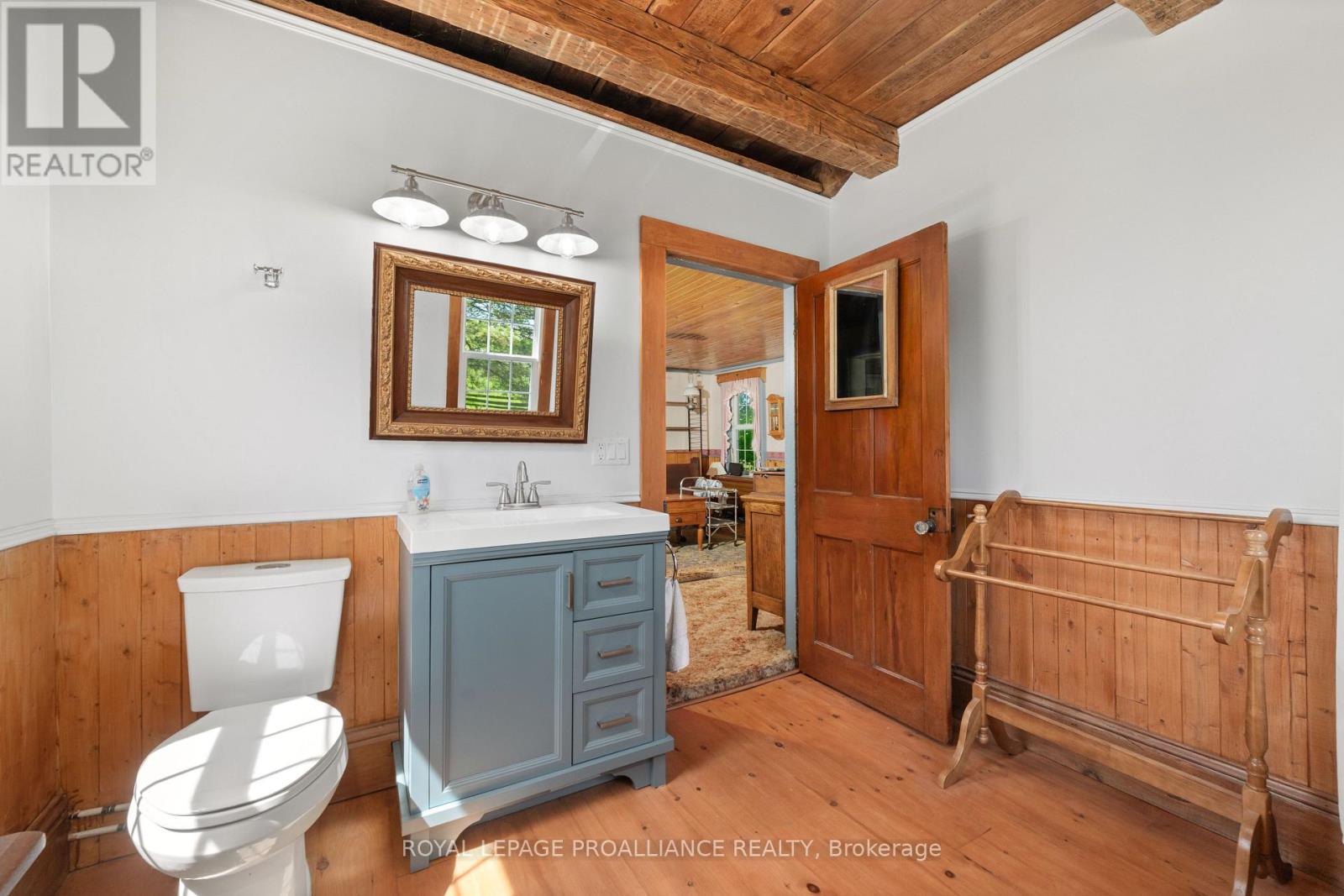 783 Wilson Road, Prince Edward County, Ontario  K0K 1G0 - Photo 23 - X12171442