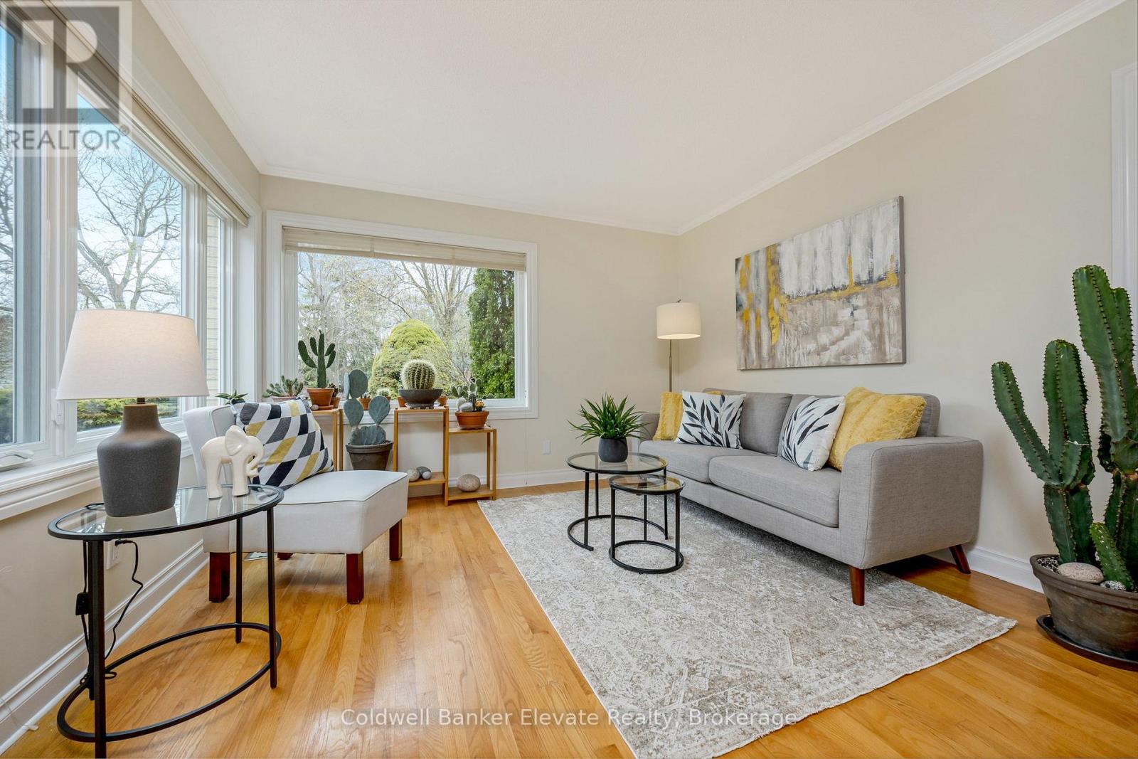 39 Harold Street, Halton Hills, Ontario  L7G 4X8 - Photo 10 - W12168759