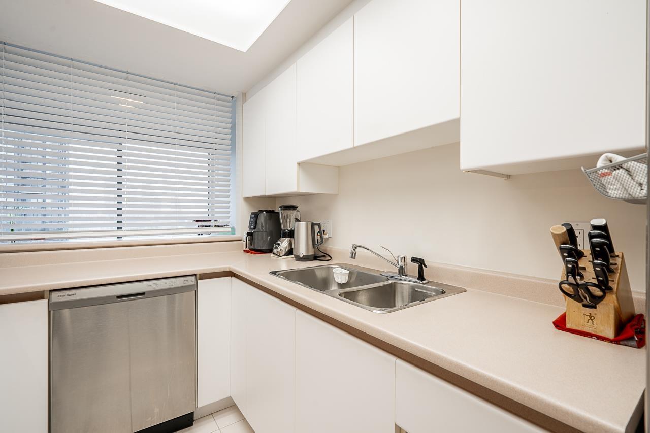 1401 13353 108 Avenue, Surrey, British Columbia  V3T 5T5 - Photo 4 - R3004839