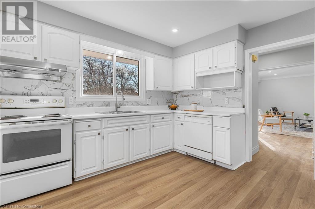608 Thornwood Avenue, Burlington, Ontario  L7N 3B8 - Photo 13 - 40733825