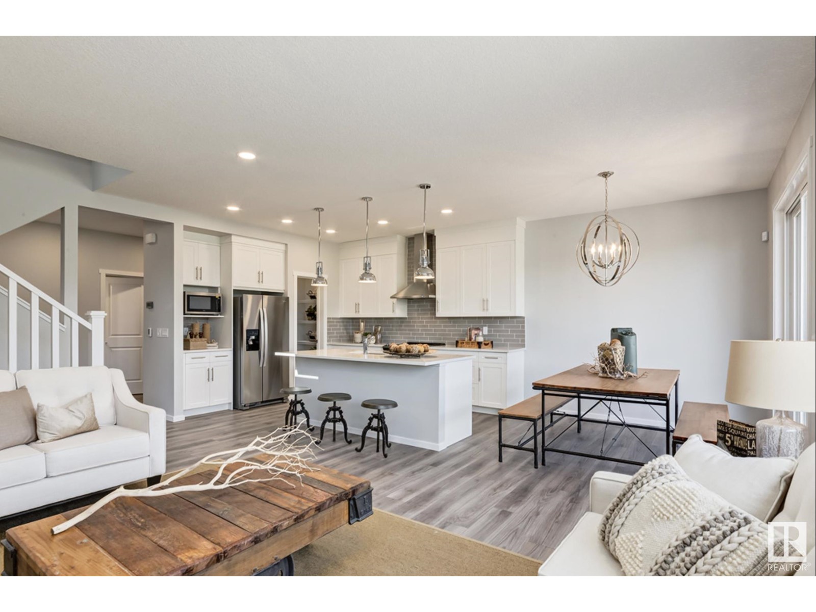 2033 Muckleplum Link Sw, Edmonton, Alberta  T6X 3H1 - Photo 2 - E4437276