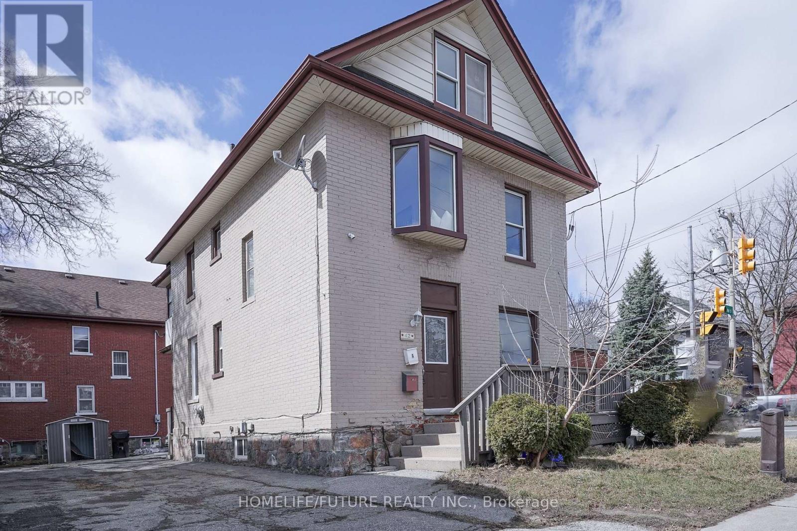 42 Ritson Road S, Oshawa, Ontario  L1H 5G9 - Photo 2 - E12180052