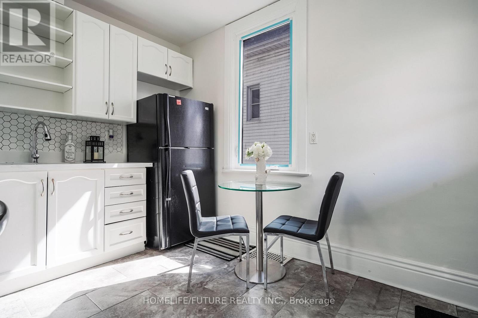 42 Ritson Road S, Oshawa, Ontario  L1H 5G9 - Photo 7 - E12180052