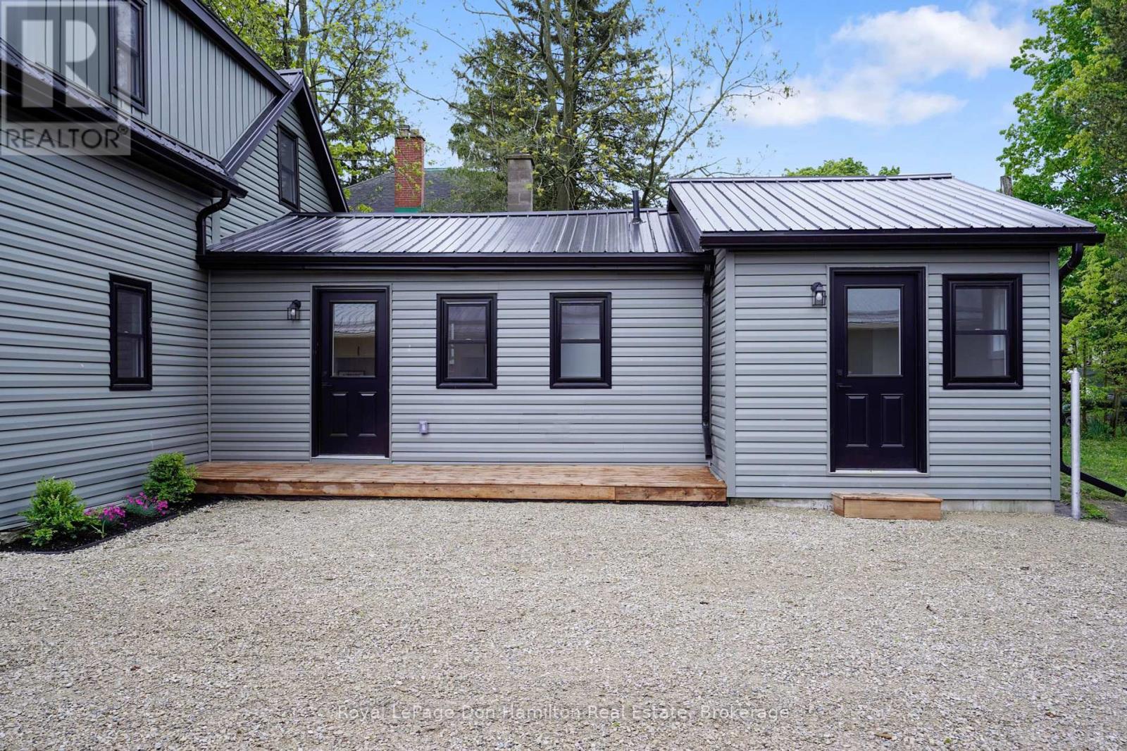 74 Victoria Street W, North Huron, Ontario  N0G 2W0 - Photo 3 - X12172993