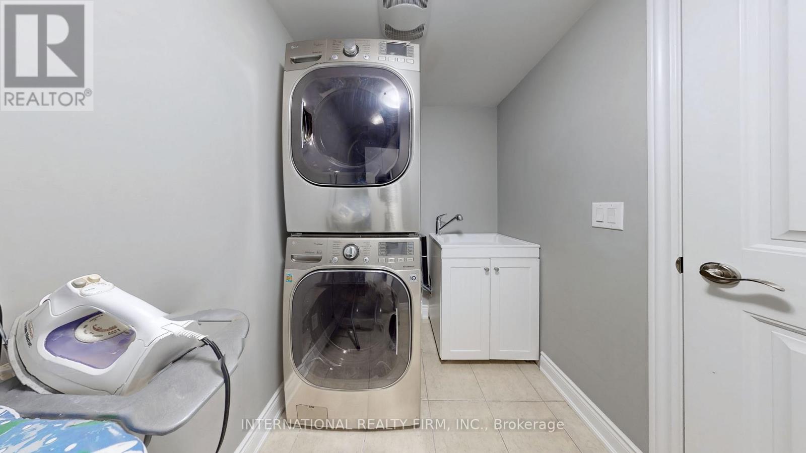 134 Lacewood Drive, Richmond Hill, Ontario  L4S 0E5 - Photo 36 - N12180107