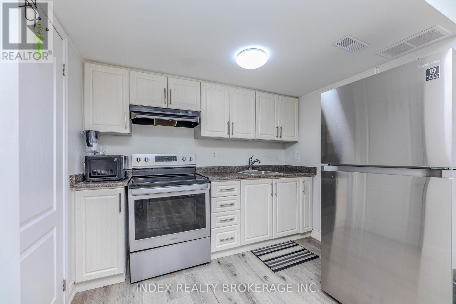 117 Richwood Crescent, Brampton, Ontario  L6X 4N3 - Photo 41 - W12180047
