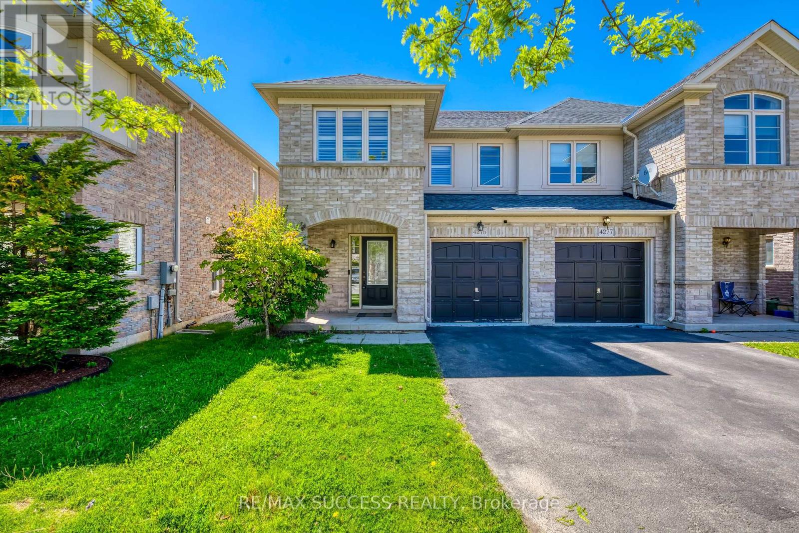 4275 Murvel Avenue, Burlington (Alton), Ontario  L7M 0M9 - Photo 1 - W12180068