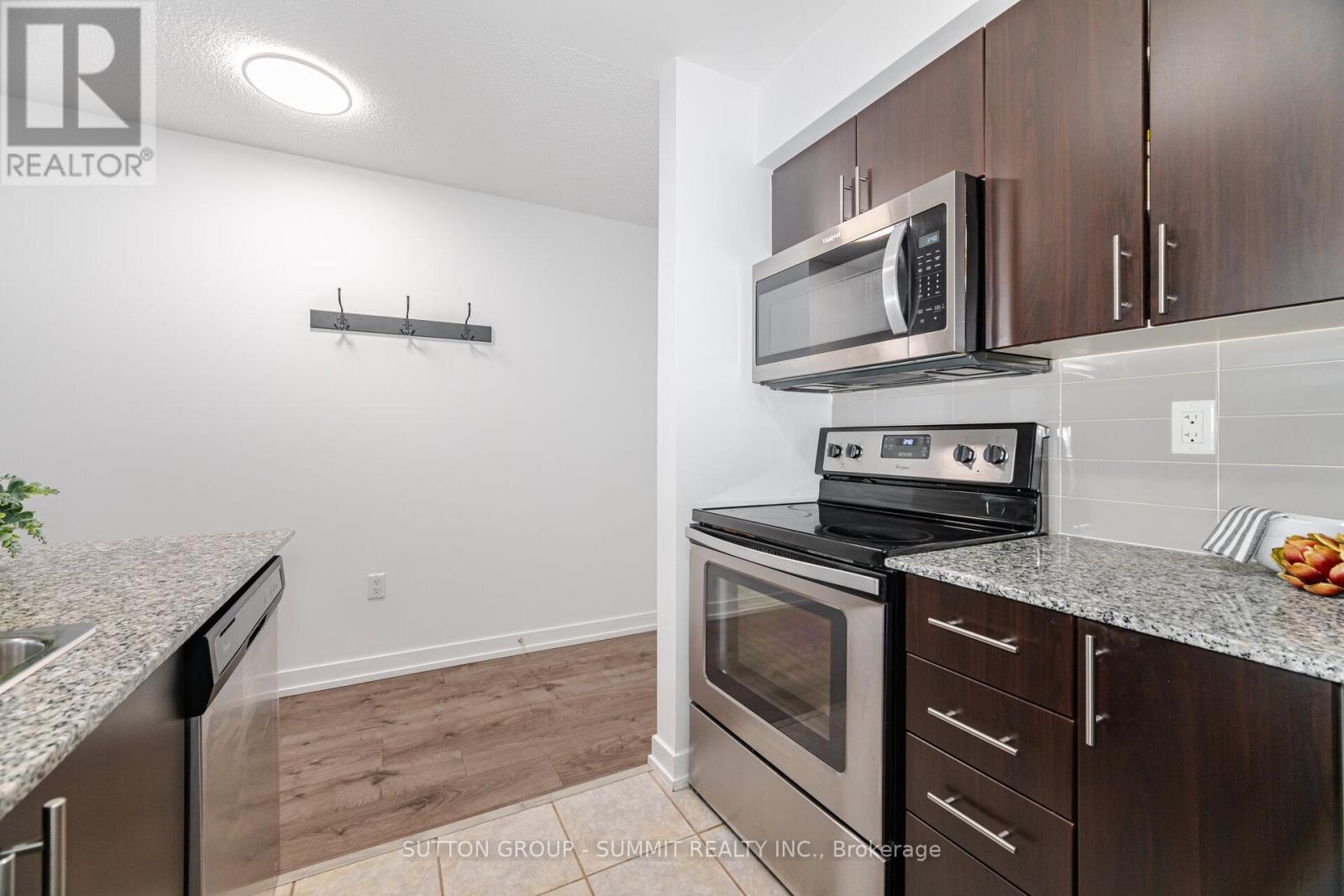 311 - 1410 Dupont Street, Toronto (Dovercourt-Wallace Emerson-Junction), Ontario  M6H 0B6 - Photo 6 - W12180110