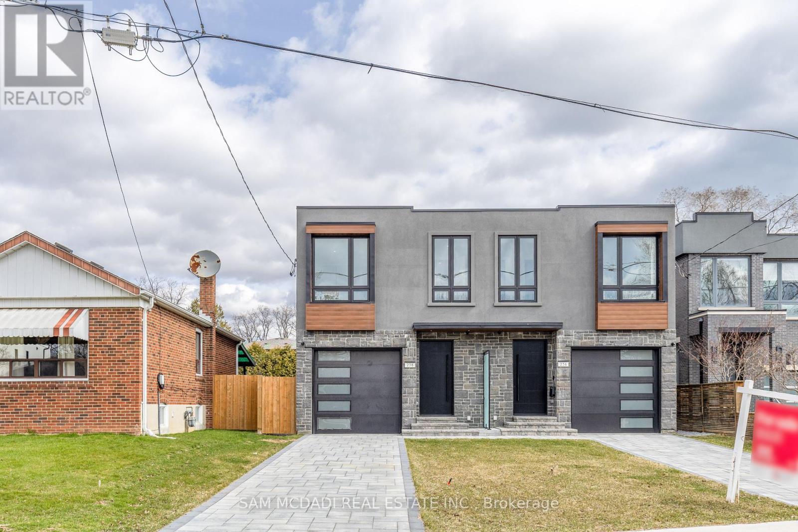 23B MAPLE AVENUE N, Mississauga, Ontario