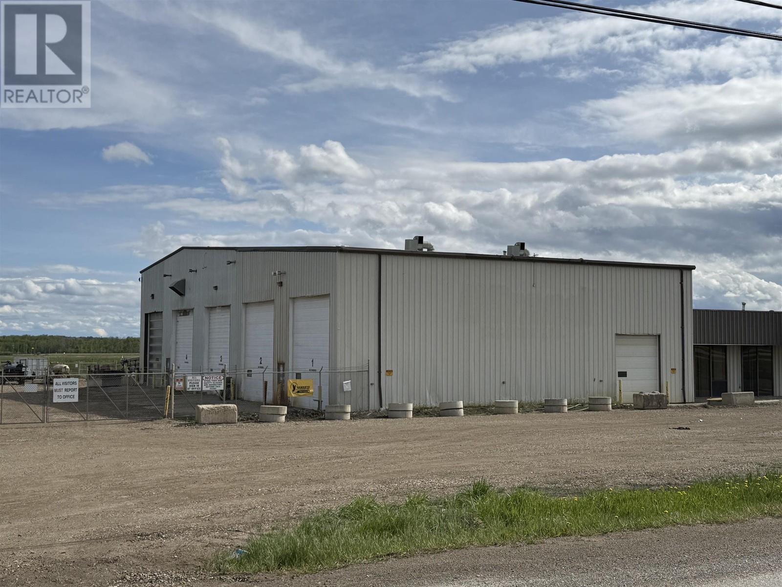 10344 Clairmont Frontage Road, Fort St. John, British Columbia  V1J 8C7 - Photo 3 - C8069207