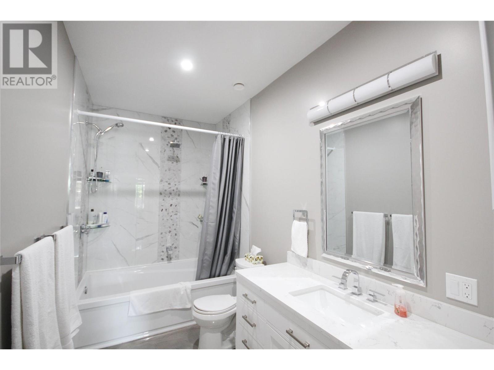 174 Crown Crescent, Vernon, British Columbia  V1H 2C3 - Photo 19 - 10342612