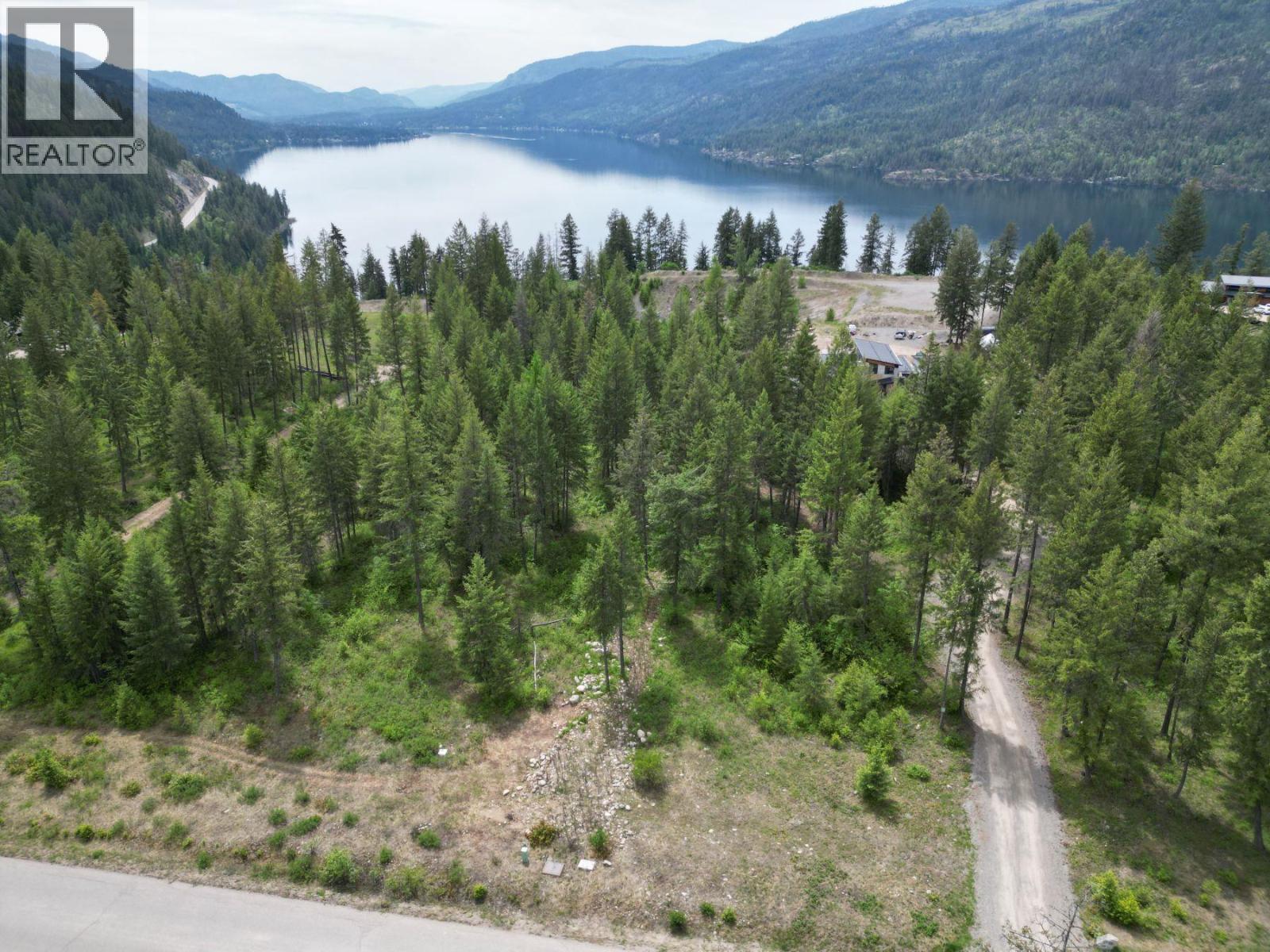 Lot 16 Caitlin Road, christina lake, British Columbia V0H1E0