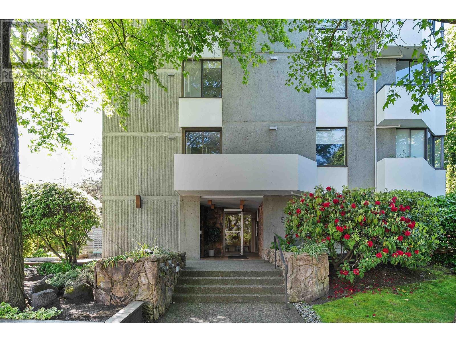 601 5555 YEW STREET, Vancouver, British Columbia