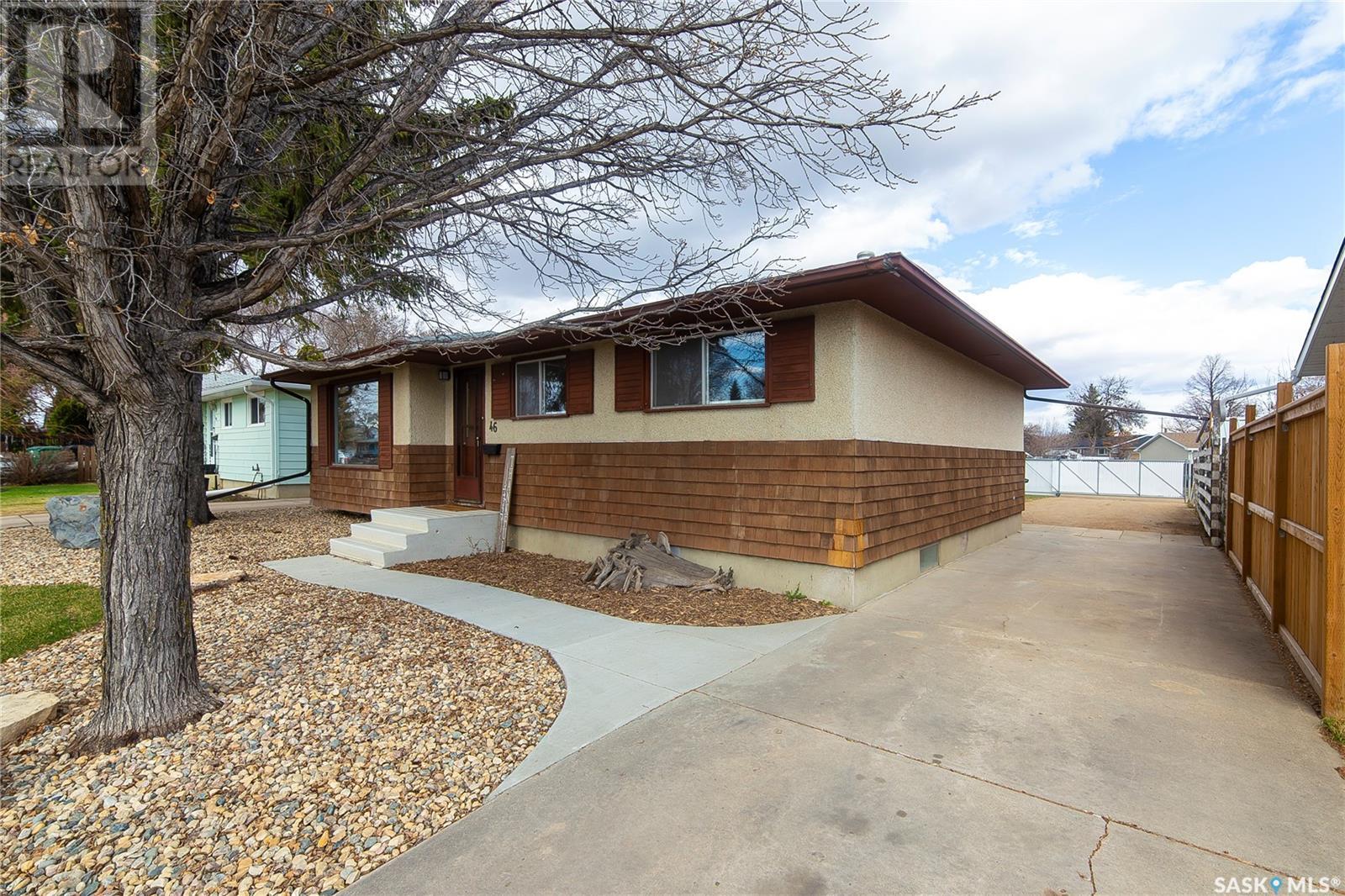 Property at 46 Morris DRIVE image 3