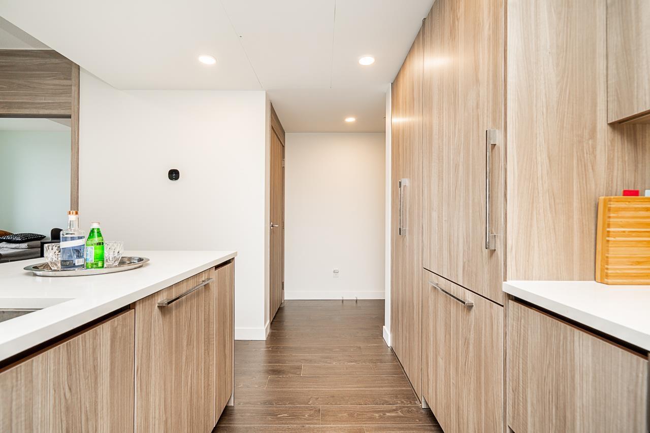 903 9887 Whalley Boulevard, Surrey, British Columbia  V3T 0P4 - Photo 6 - R3008593