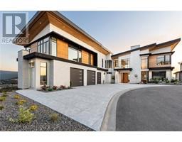 1372 Mine Hill Drive, kelowna, British Columbia