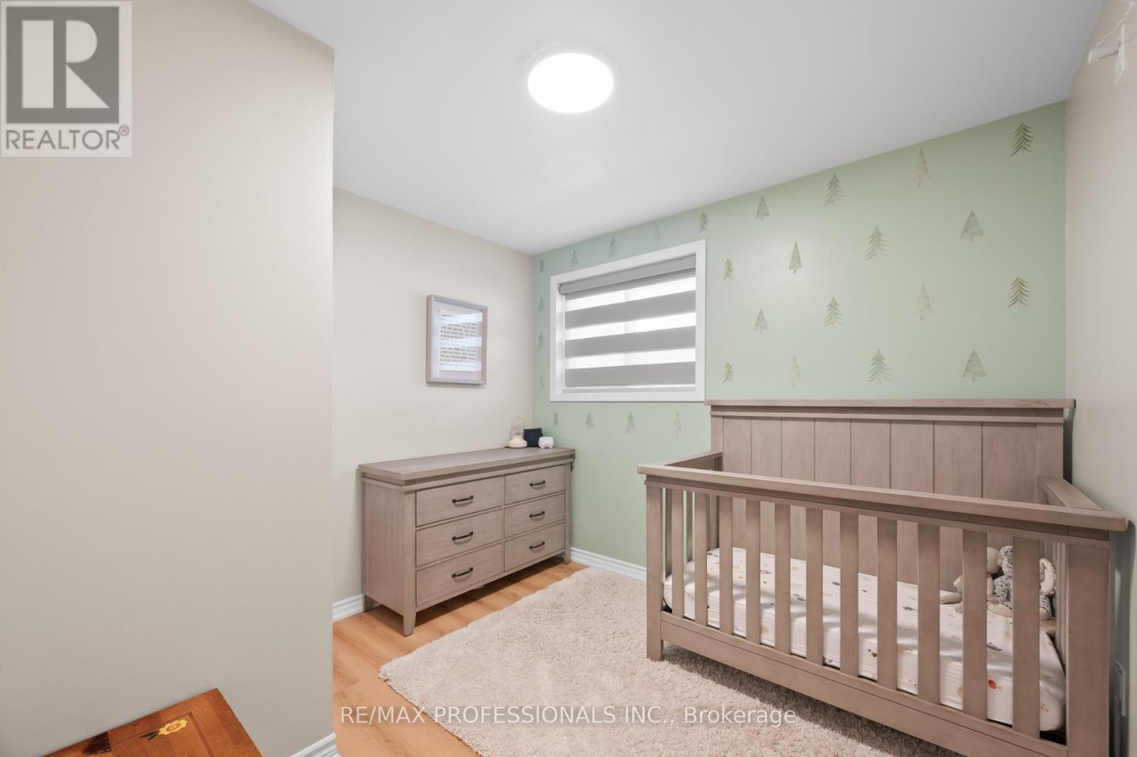 19 Wellesworth Drive, Toronto (Eringate-Centennial-West Deane), Ontario  M9C 4P5 - Photo 24 - W12180147