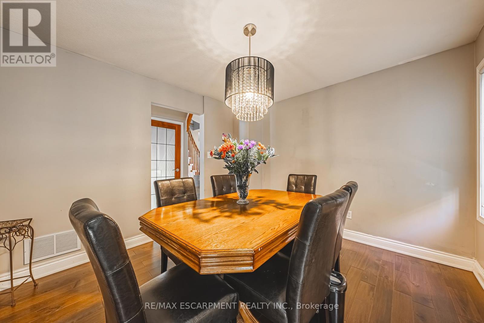 412 Melanie Crescent, Hamilton (Ancaster), Ontario  L9G 4B2 - Photo 10 - X12180140