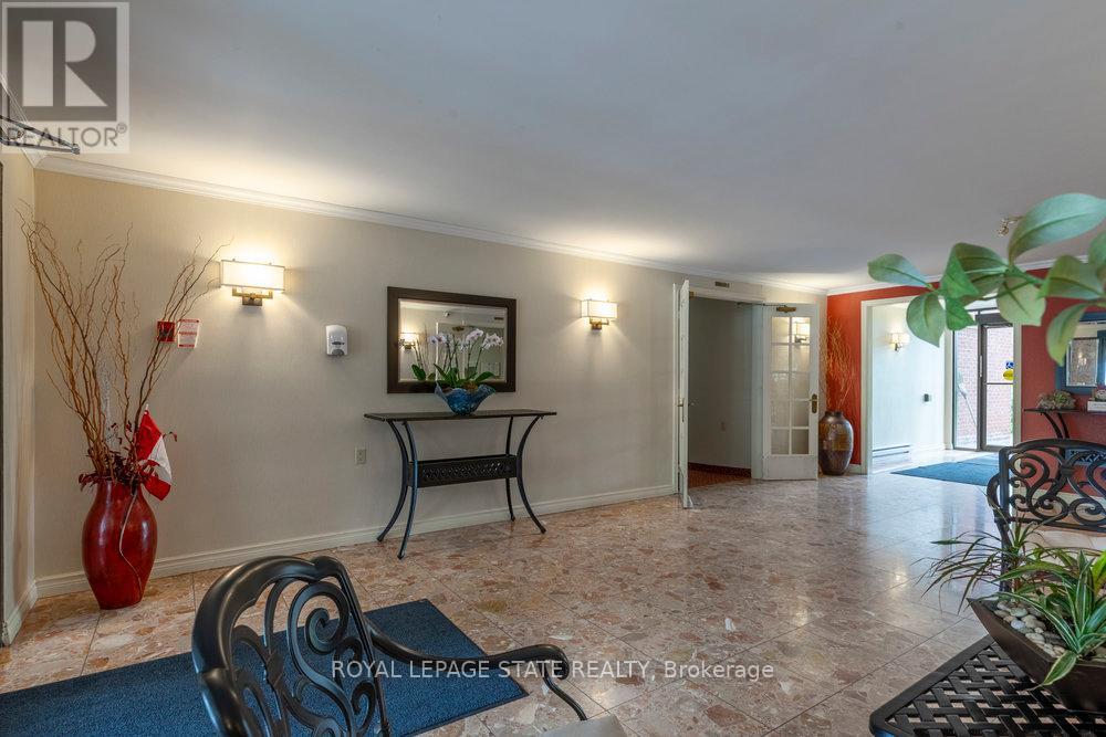 220 - 150 Wilson Street W, Hamilton (Ancaster), Ontario  L8R 1E2 - Photo 39 - X12180143