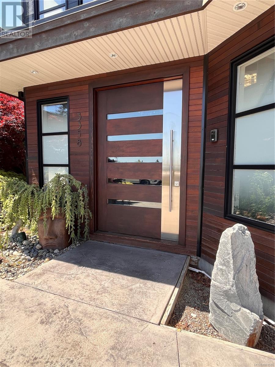 Property at 3358 Haida Dr image 3
