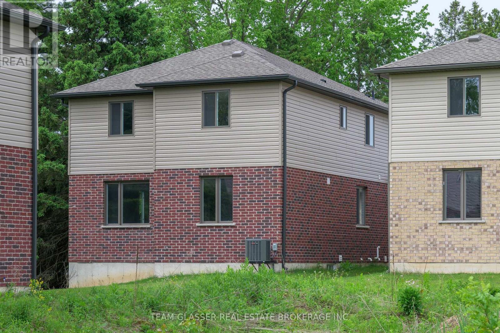 1604 Chickadee Trail, London South (South U), Ontario  N6N 1K2 - Photo 12 - X12170566