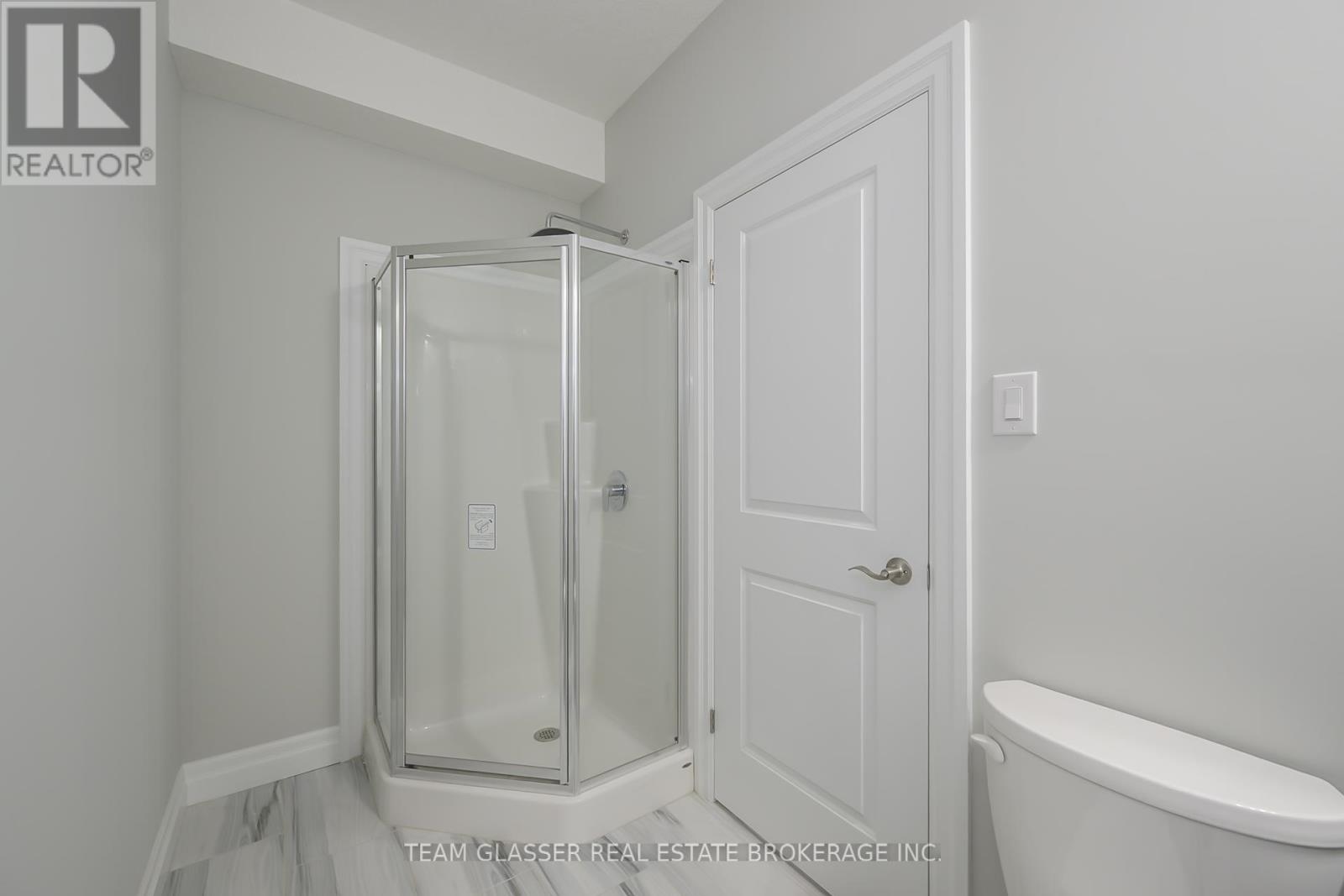 1604 Chickadee Trail, London South (South U), Ontario  N6N 1K2 - Photo 16 - X12170566