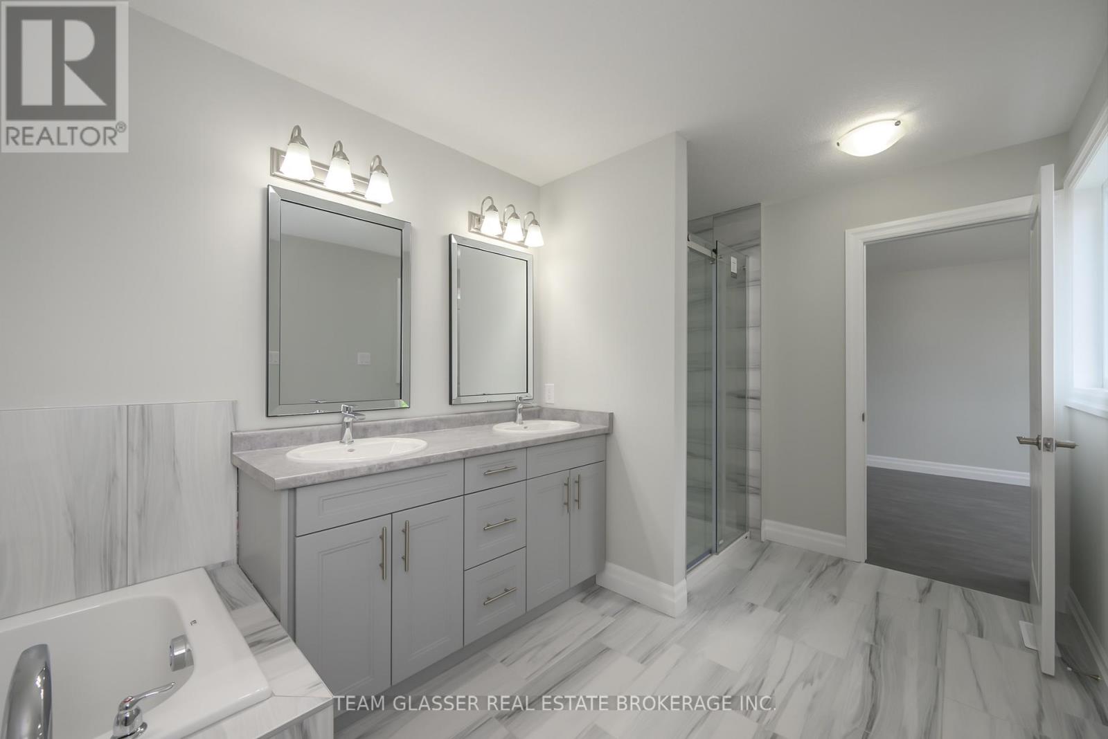 1604 Chickadee Trail, London South (South U), Ontario  N6N 1K2 - Photo 24 - X12170566