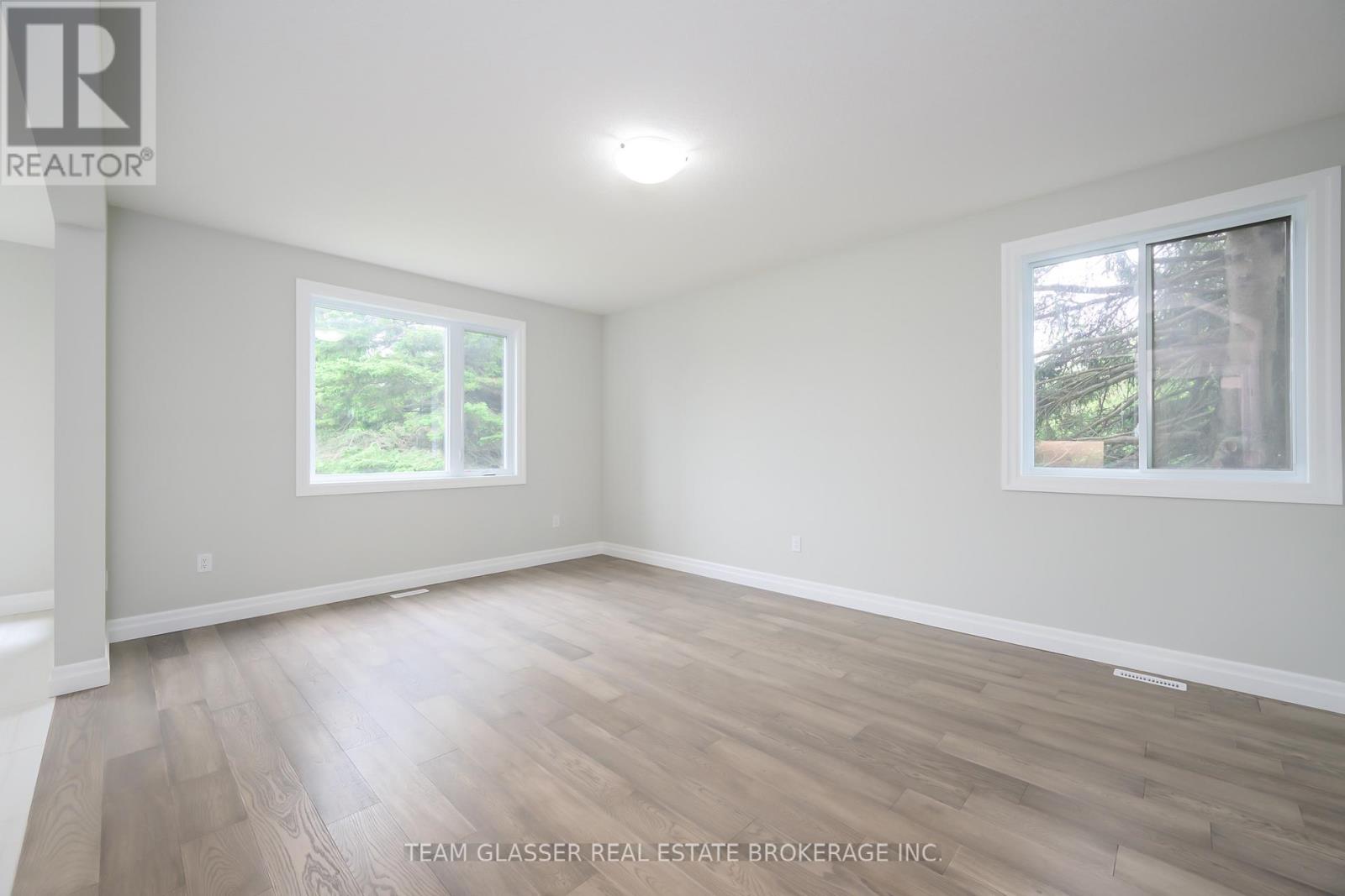 1604 Chickadee Trail, London South (South U), Ontario  N6N 1K2 - Photo 30 - X12170566