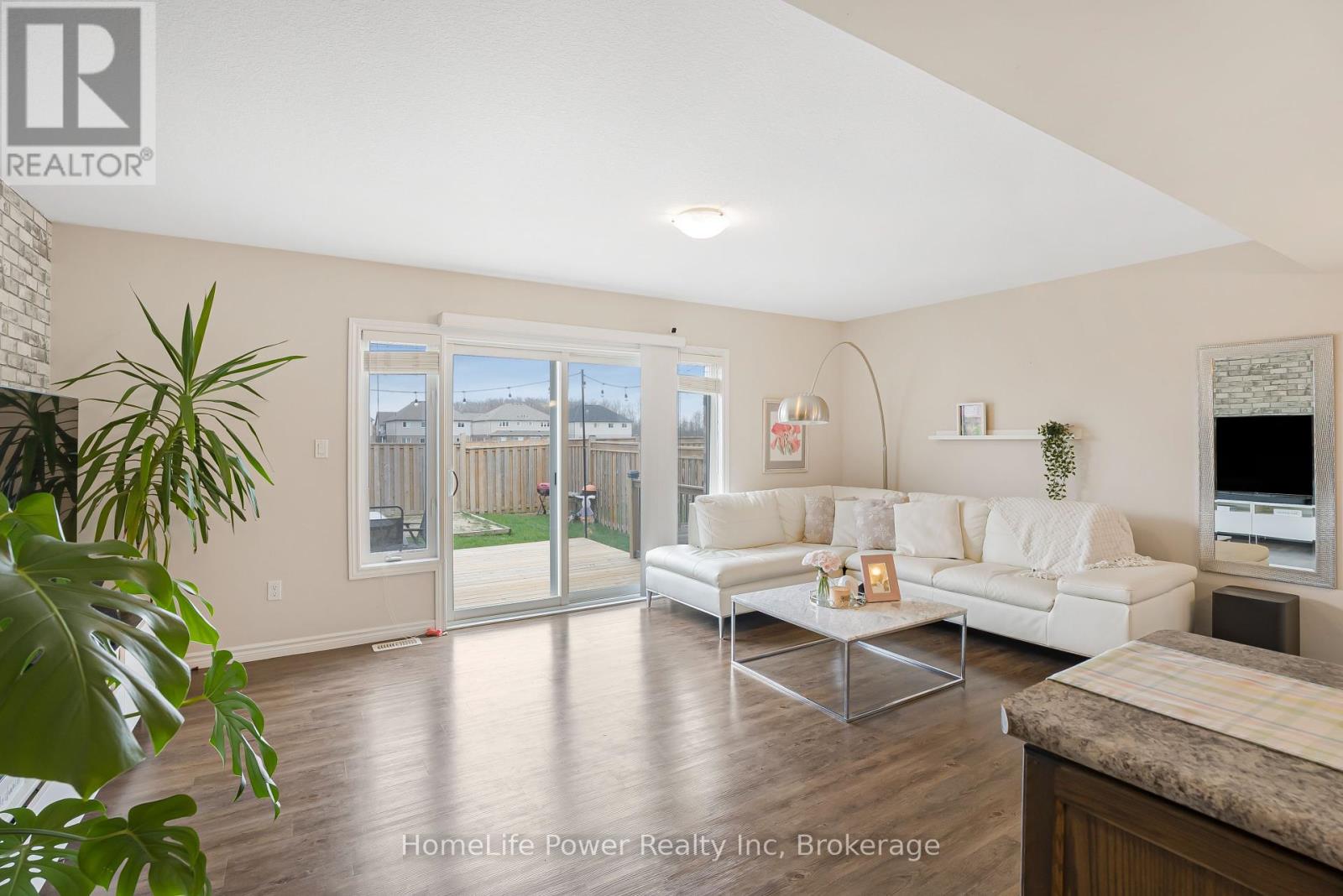 1458 Caen Avenue, Woodstock, Ontario  N4T 0J7 - Photo 9 - X12180176