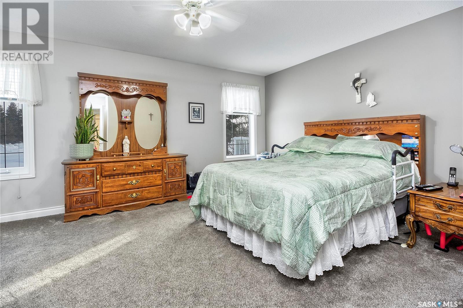 2304 Cloverdale Road, Prince Albert, Saskatchewan  S6V 5S8 - Photo 19 - SK993997