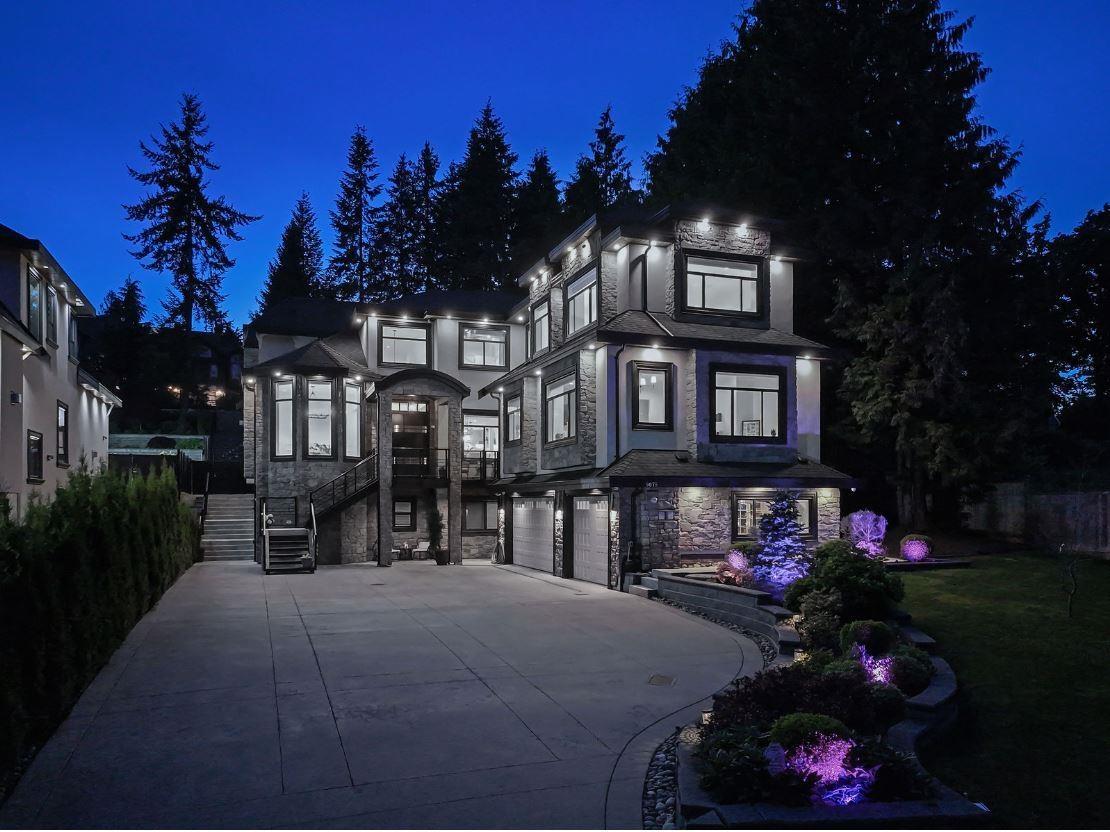 9075 164 STREET, surrey, British Columbia