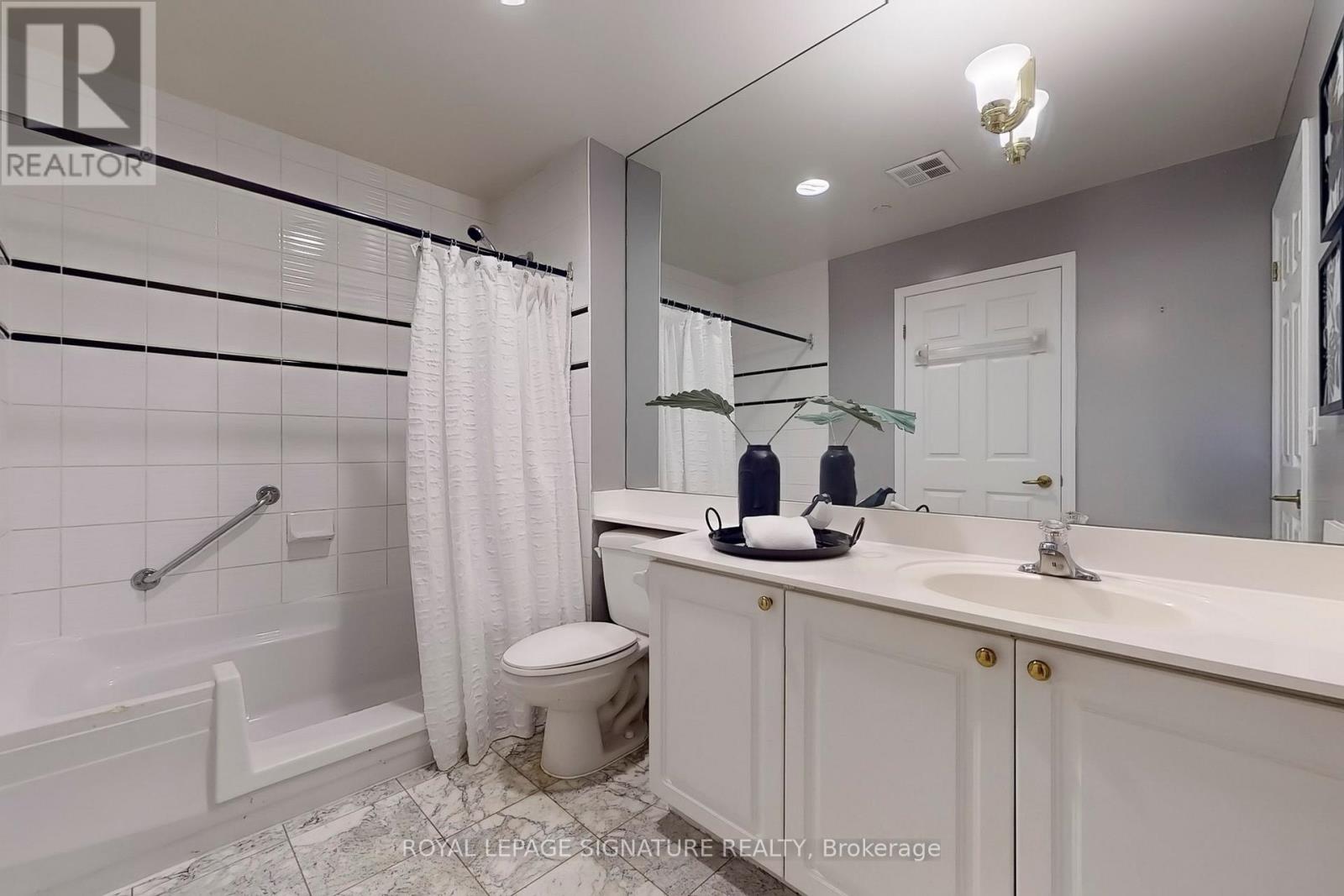 209 - 980 Yonge Street, Toronto (Annex), Ontario  M4W 3V8 - Photo 18 - C12180151