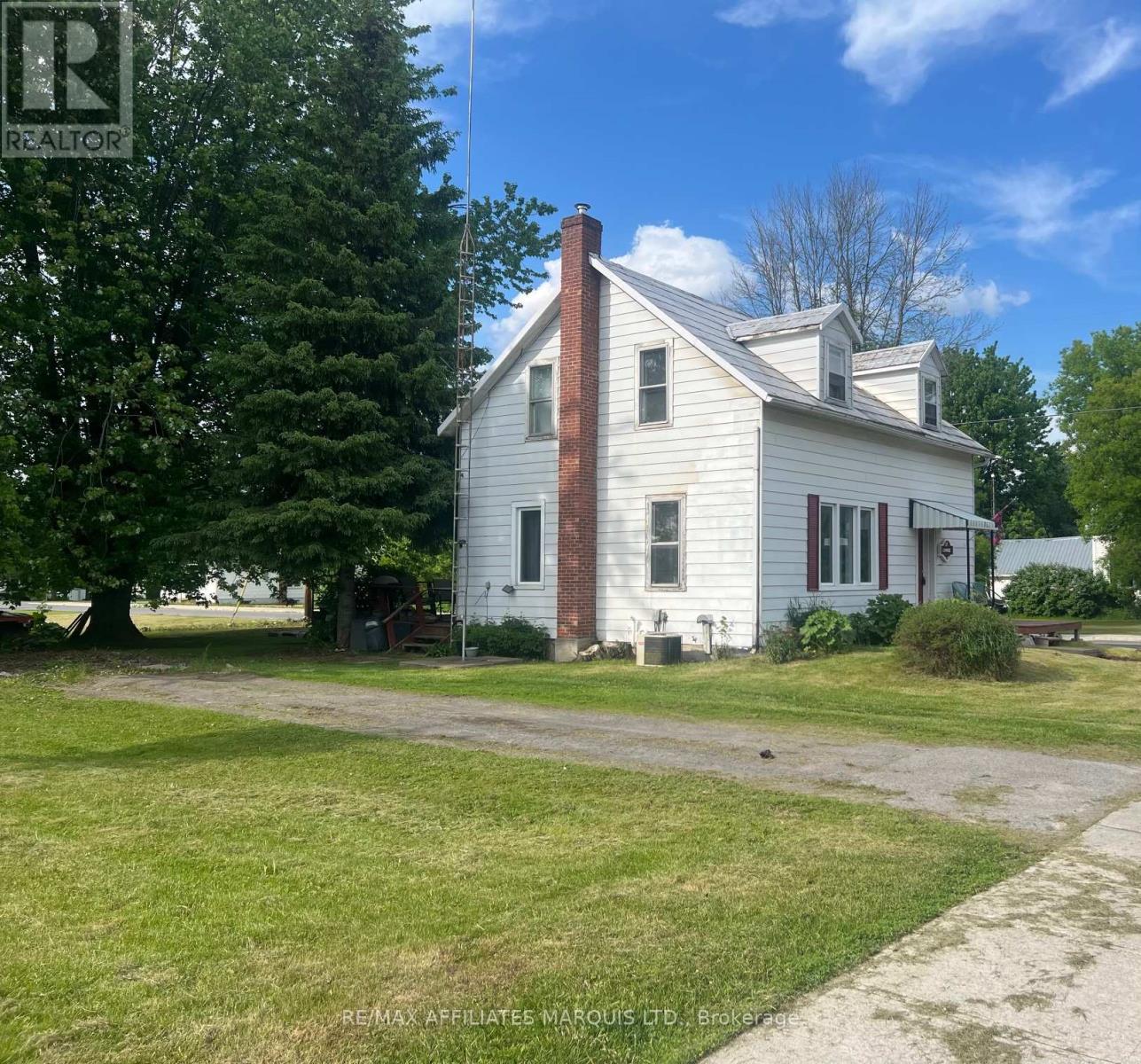 37 MAIN STREET, South Stormont, Ontario