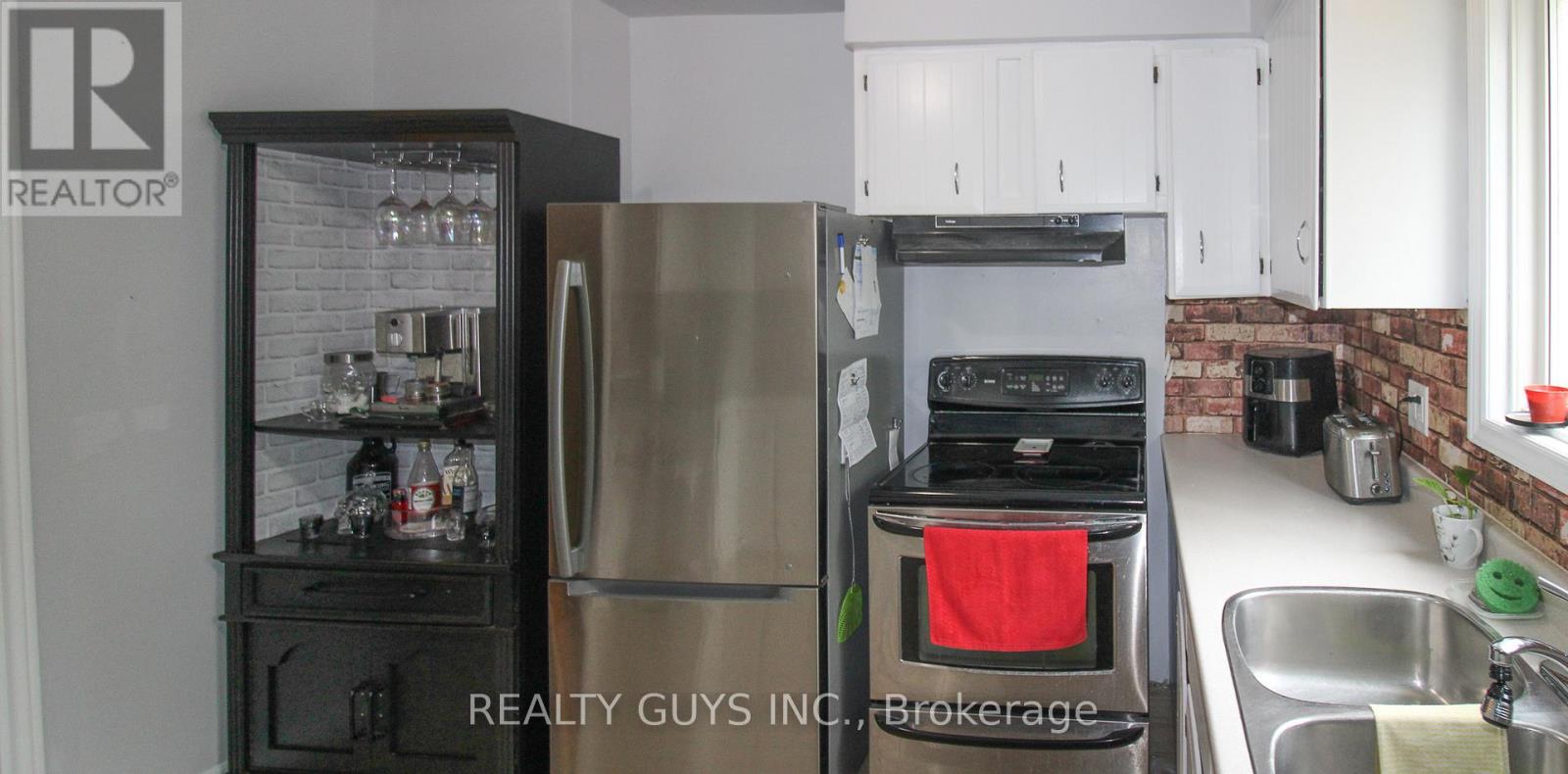 2652 Ridgetop Crescent, Peterborough East (South), Ontario  K9L 1H9 - Photo 25 - X12178045