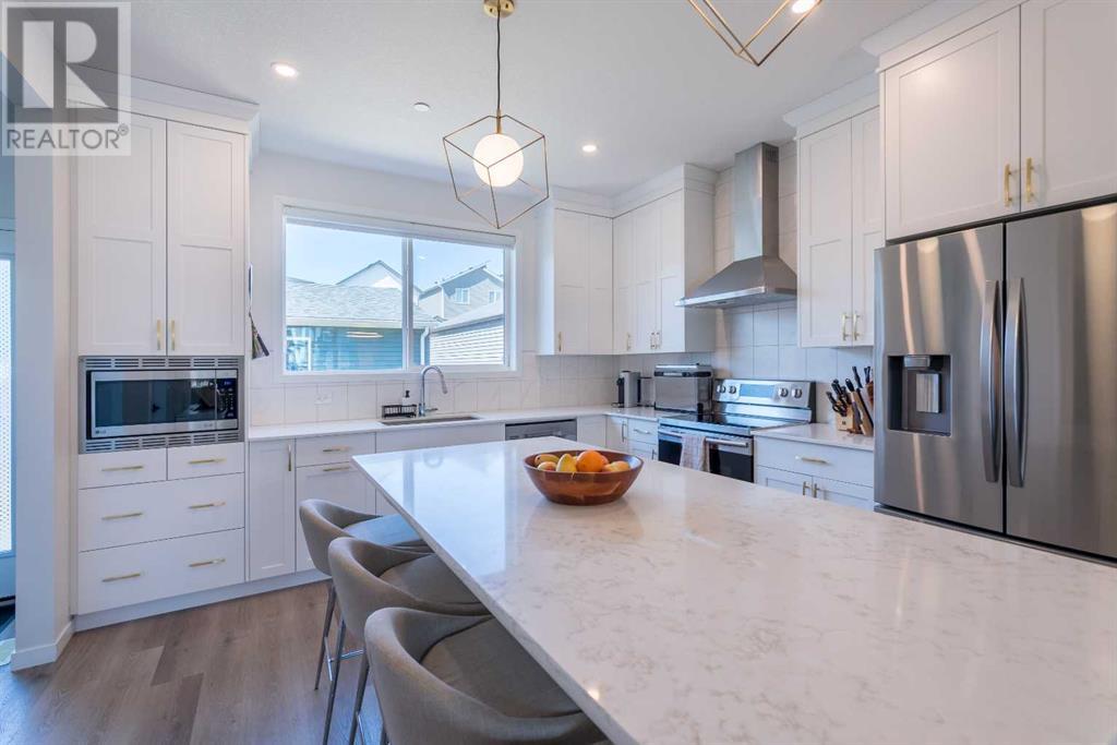 688 Livingston Way Ne, Calgary, Alberta  T3P 1N8 - Photo 7 - A2210482