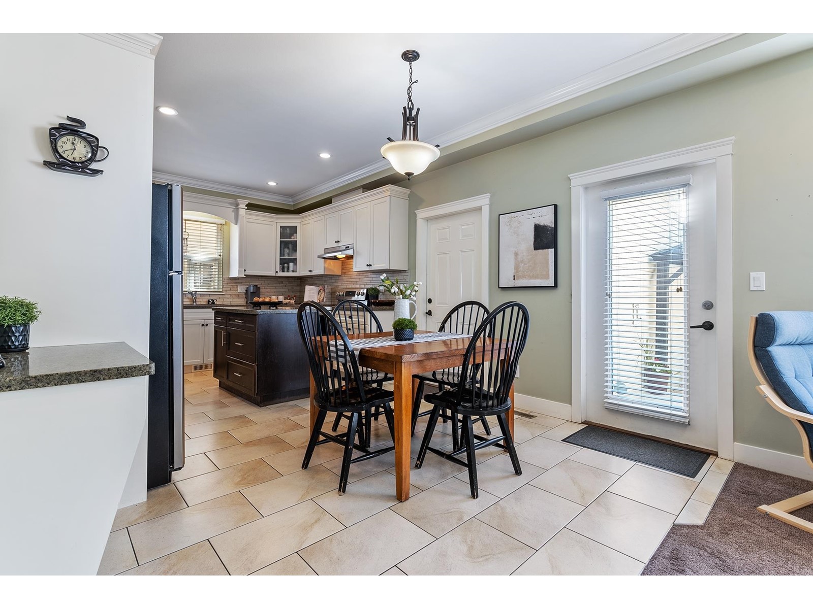 14586 60a Avenue, Surrey, British Columbia  V3S 4R5 - Photo 17 - R3008614