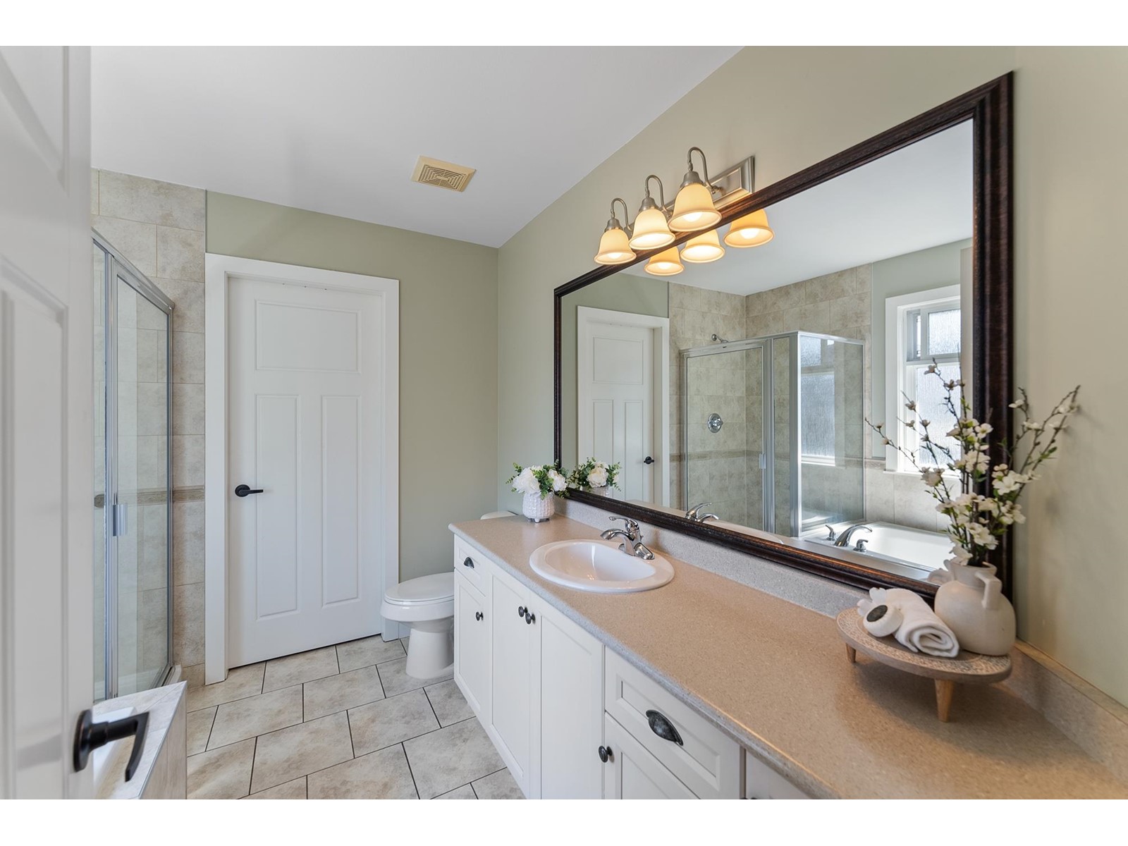 14586 60a Avenue, Surrey, British Columbia  V3S 4R5 - Photo 25 - R3008614