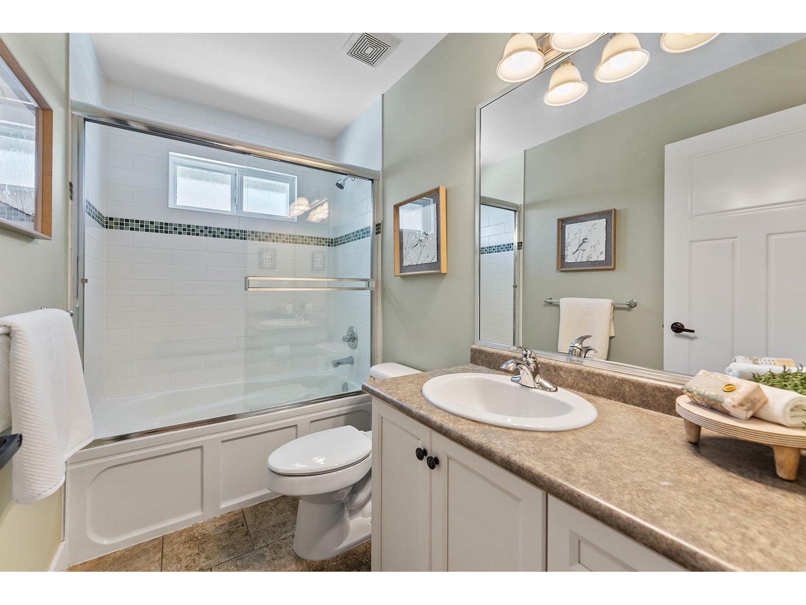 14586 60a Avenue, Surrey, British Columbia  V3S 4R5 - Photo 30 - R3008614