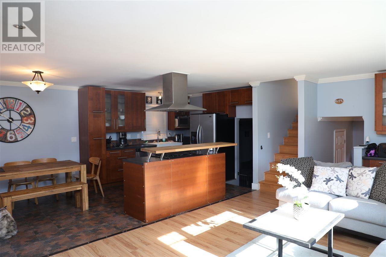 1857 Warwick Avenue, Port Coquitlam, British Columbia  V3C 4P6 - Photo 4 - R3008112