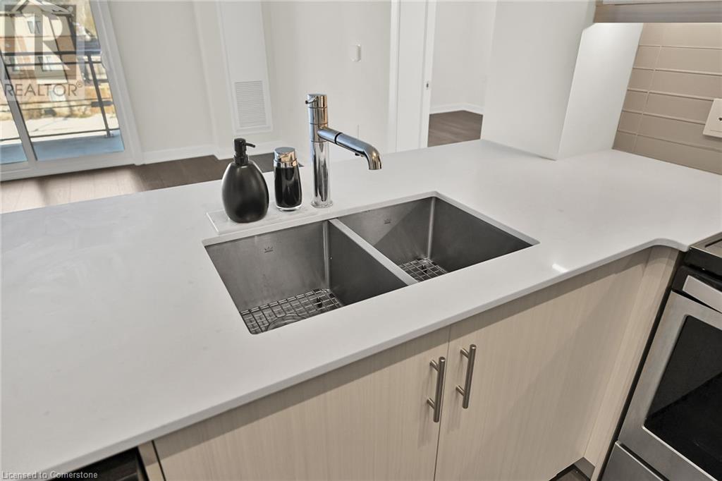 320 Plains Road E Unit# 312, Burlington, Ontario  L7T 0C1 - Photo 10 - 40734570