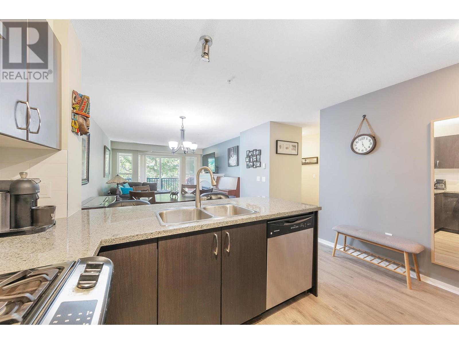 306 3050 Dayanee Springs Boulevard, Coquitlam, British Columbia  V3E 0A2 - Photo 5 - R3008147